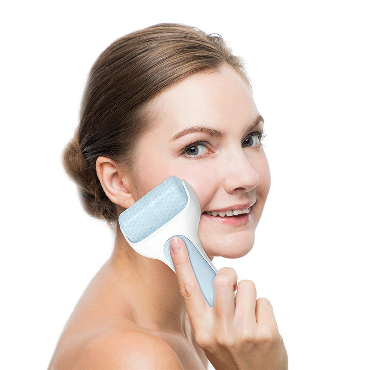 Trending Soicy S20 face ice roller fashionable cold facial derma roller for beauty salon